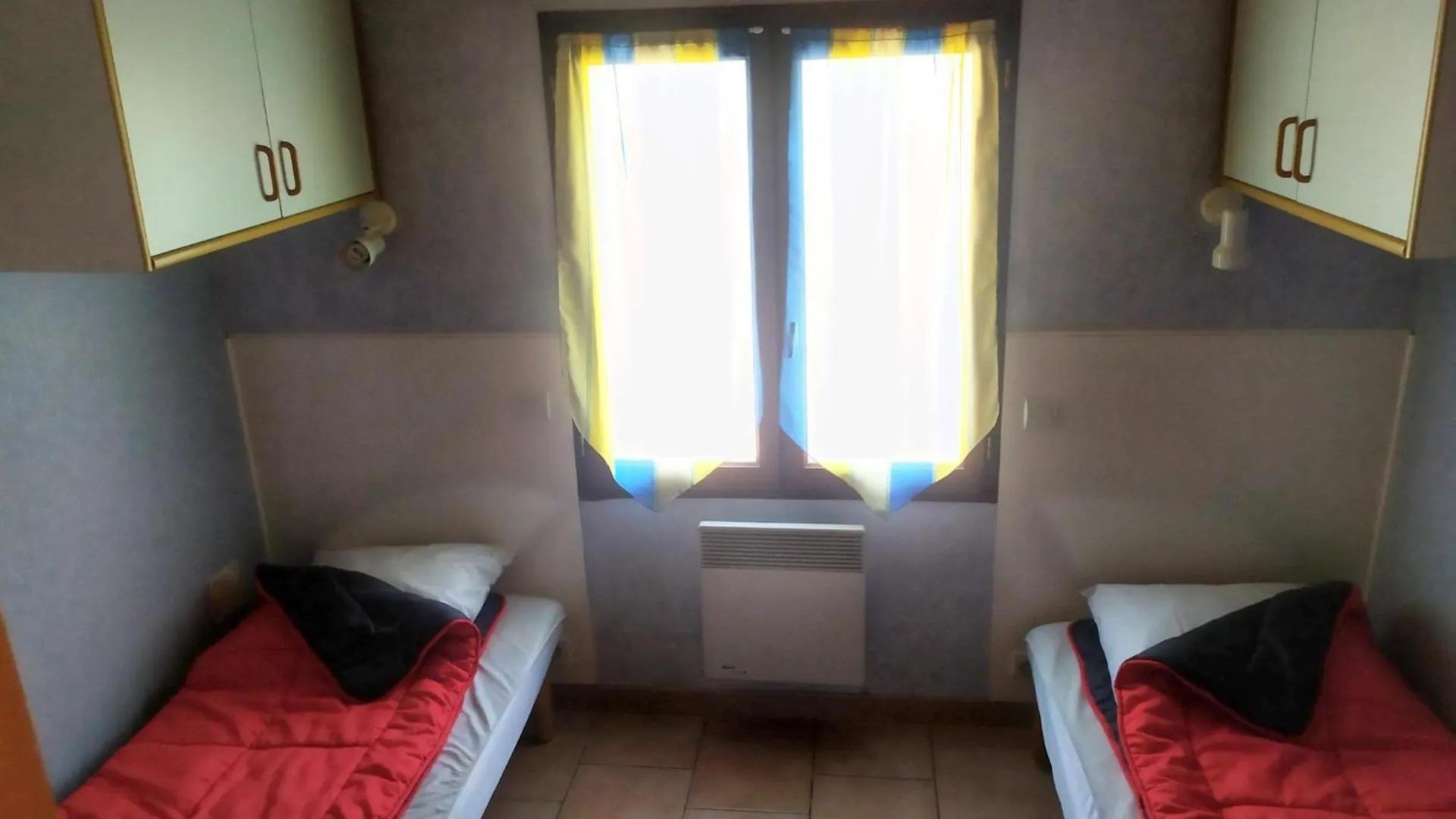 Camping Cascade Aveyron Saint-Rome-de-Tarn France